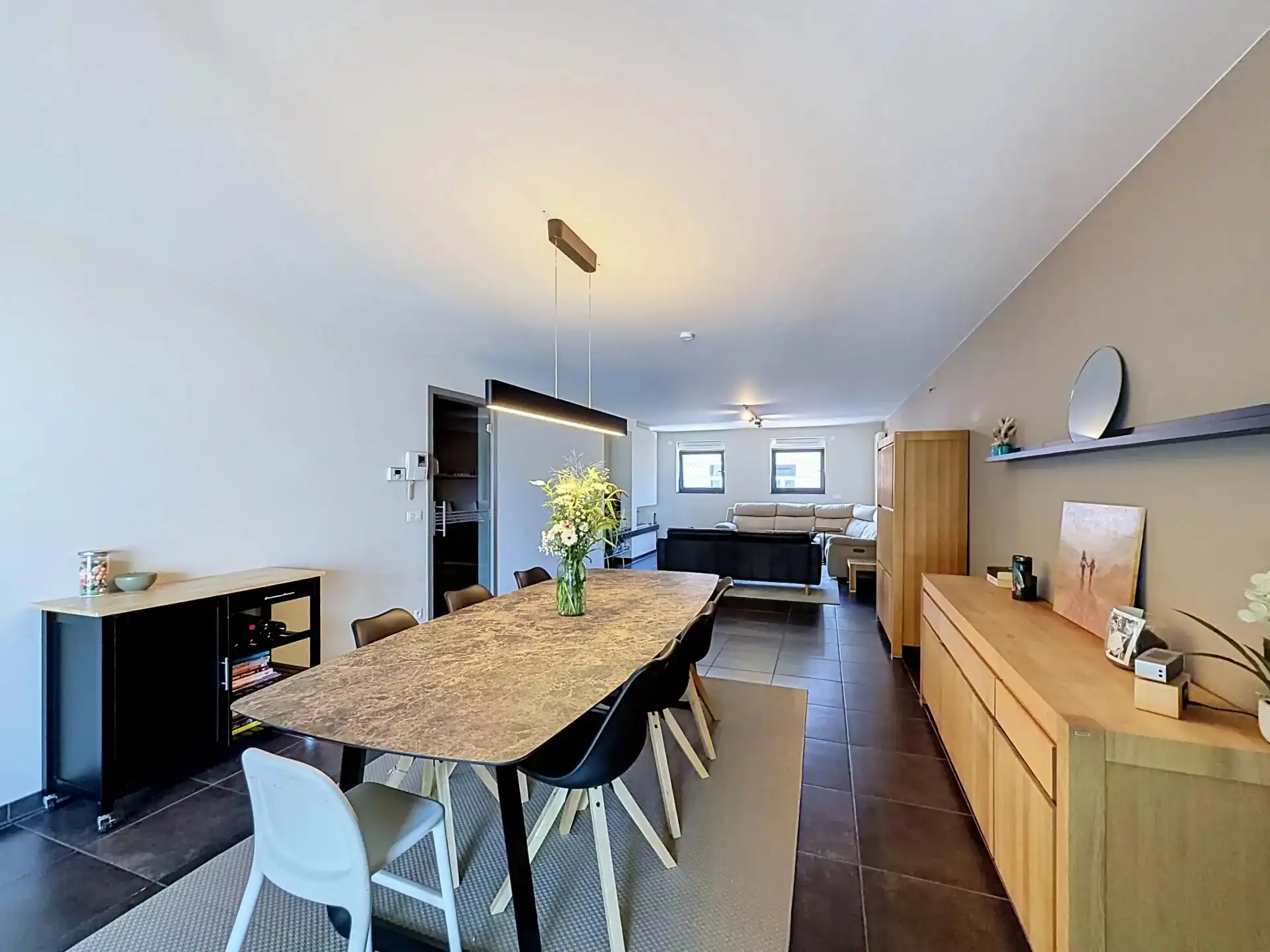 Luxe triplex met dubbele garage, 5 slaapkamers en 2 badkamers  in hartje Mol centrum foto 15