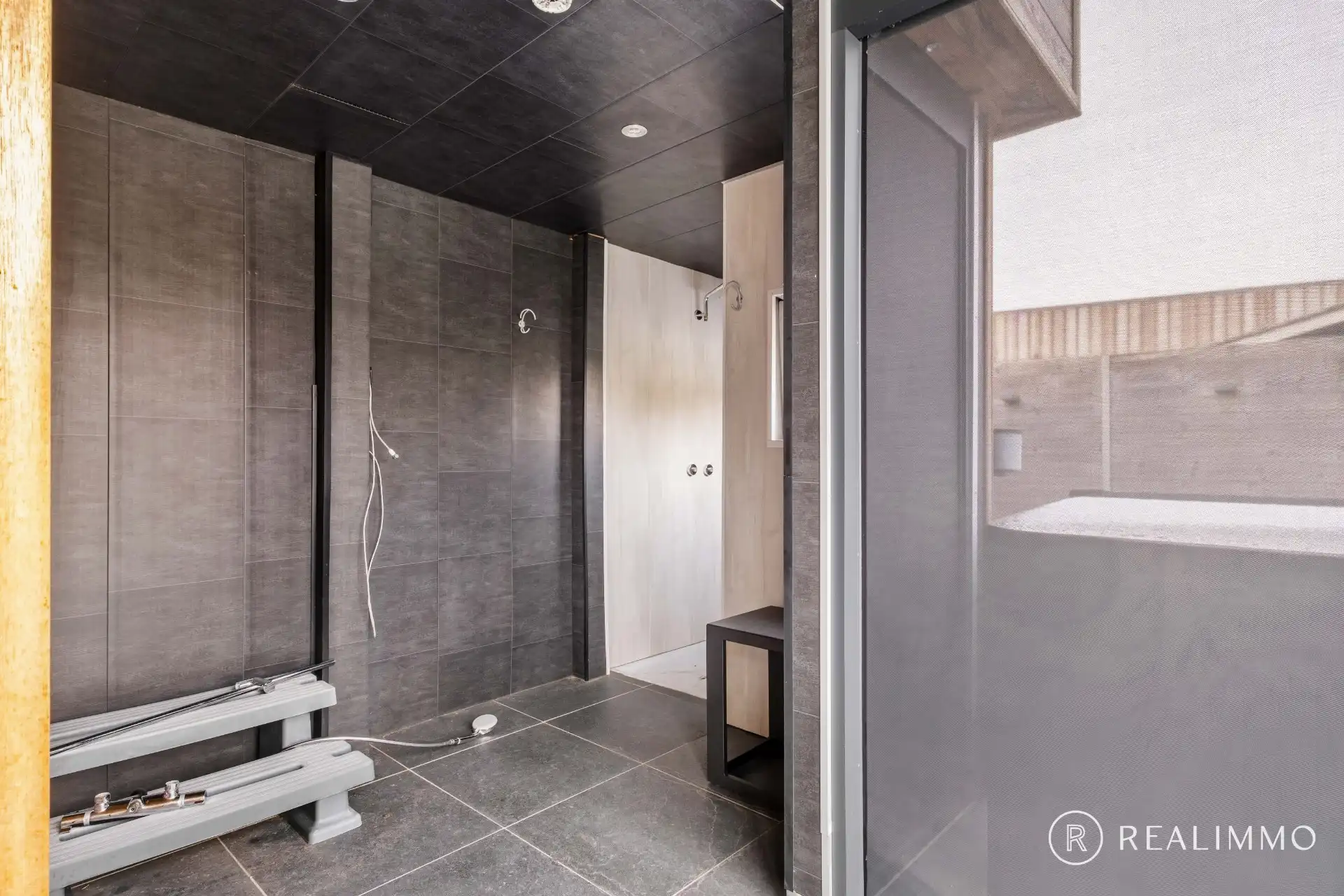 Pure luxe en ruimte op topligging in Waregem foto 24