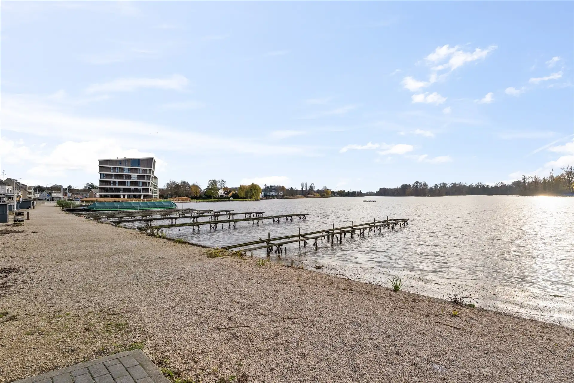 Appartement met staanplaats. (prijs excl. kosten) (mogelijk aan 6% BTW) foto 16