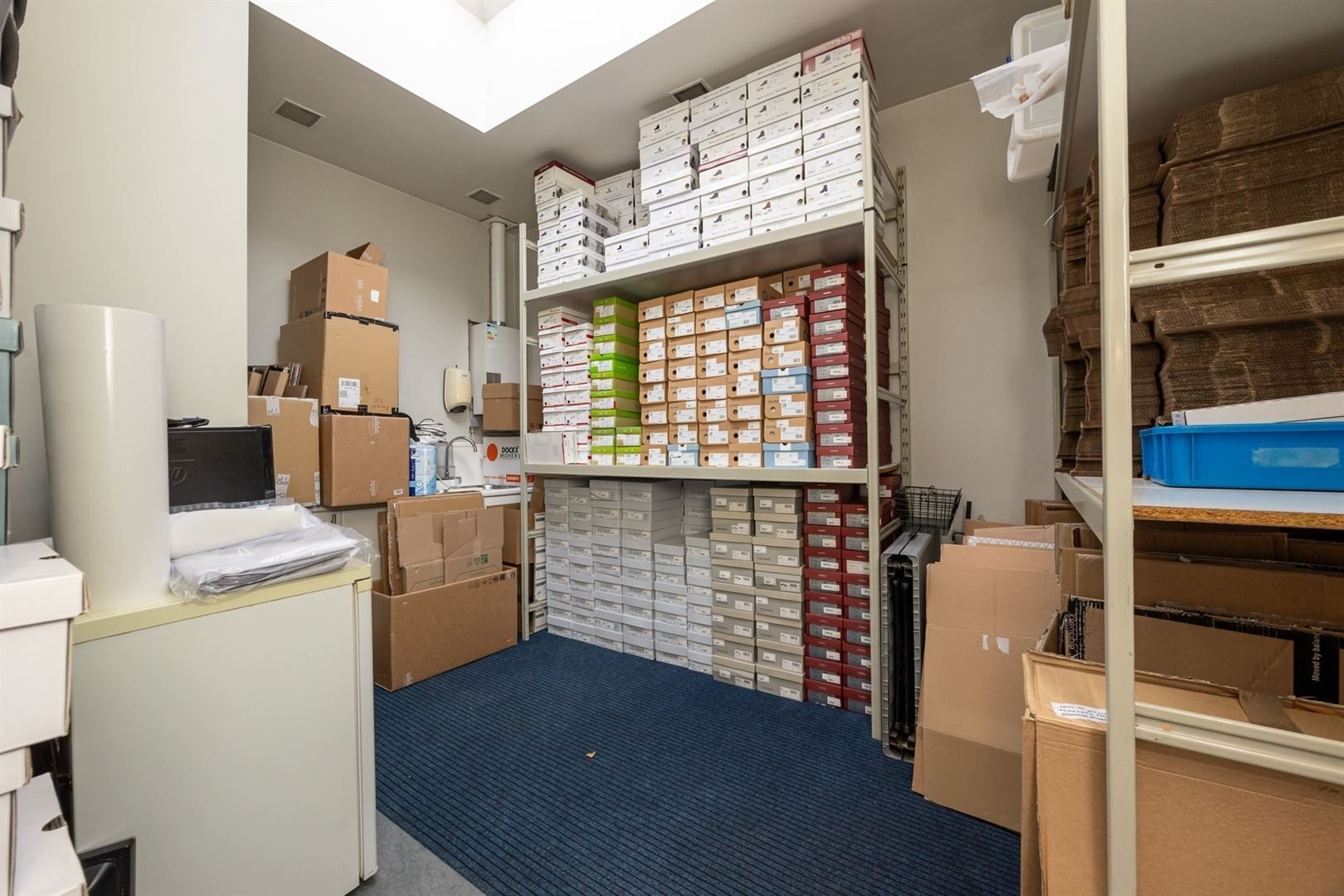 Handelshuis met uitstekende zichtbaarheid foto 11