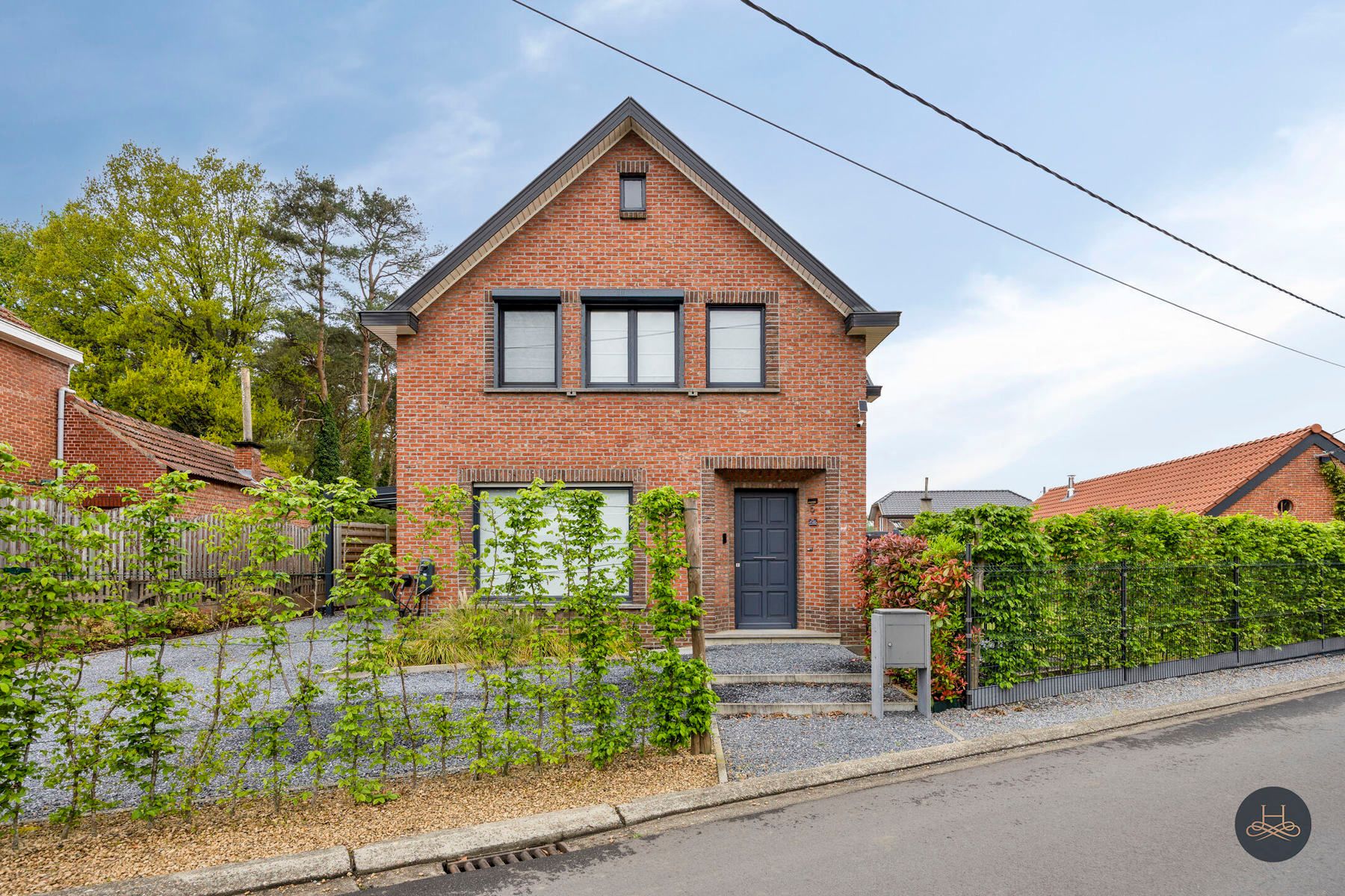 Instapklare, gerenoveerde woning met open karakter foto 2