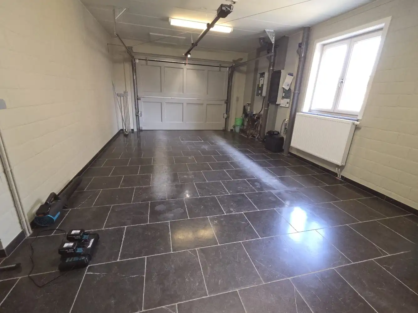 Prachtige villa woning, 5 slaapkamers, 2 badkamers in een zeer rustige straat gelegen foto 21