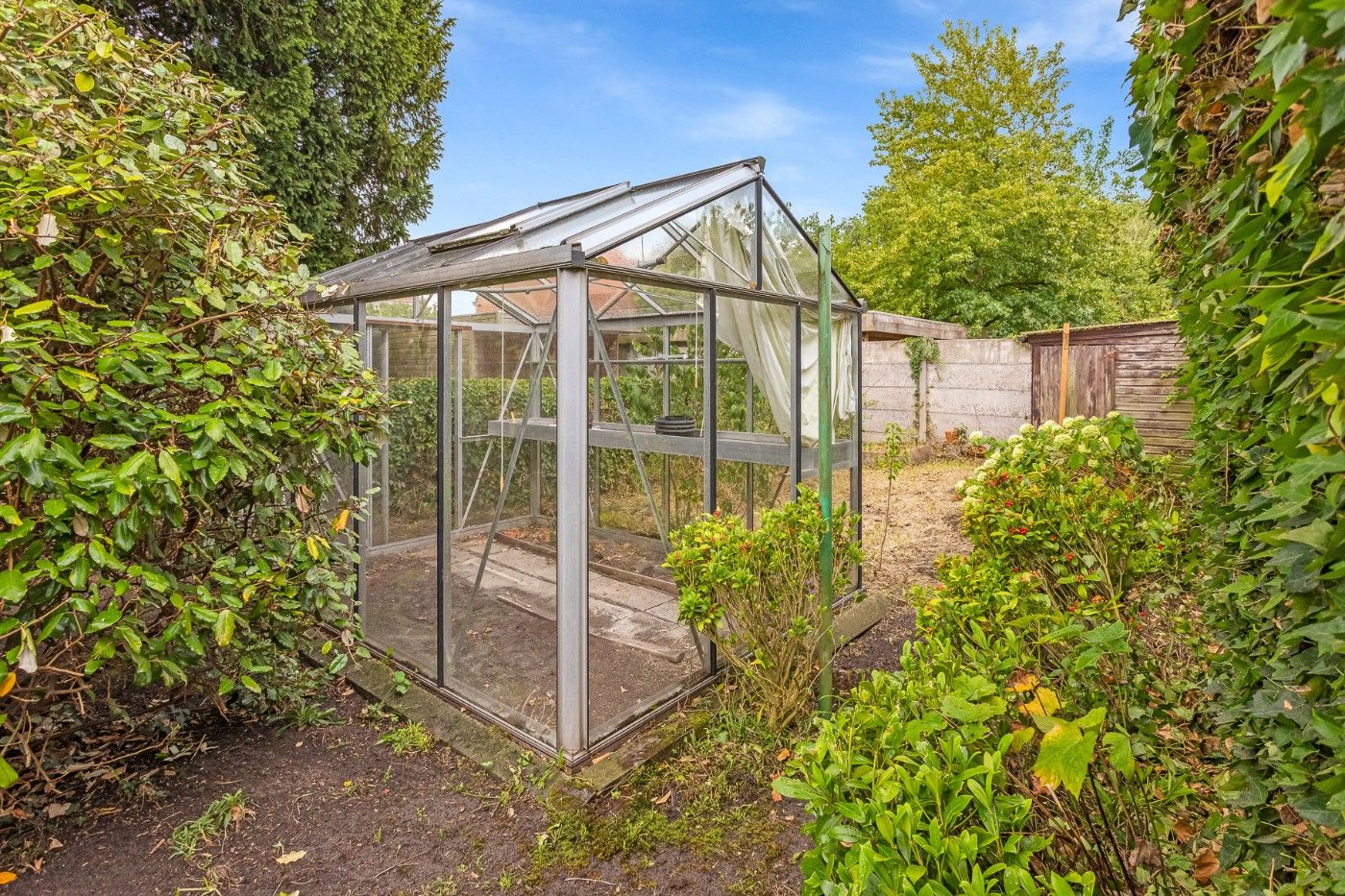 Charmant, te renoveren pand met authentieke elementen en zuid-tuin in centrum Zandvliet foto 33