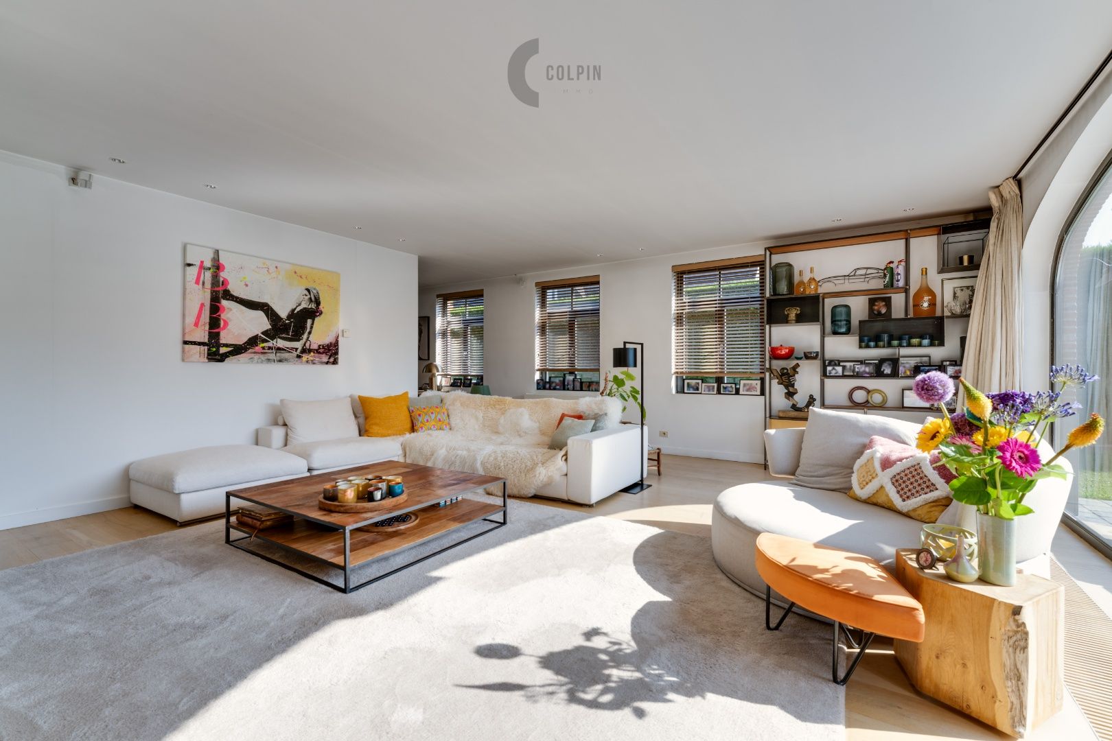 Adembenemende villa in een rustige wijk foto 12