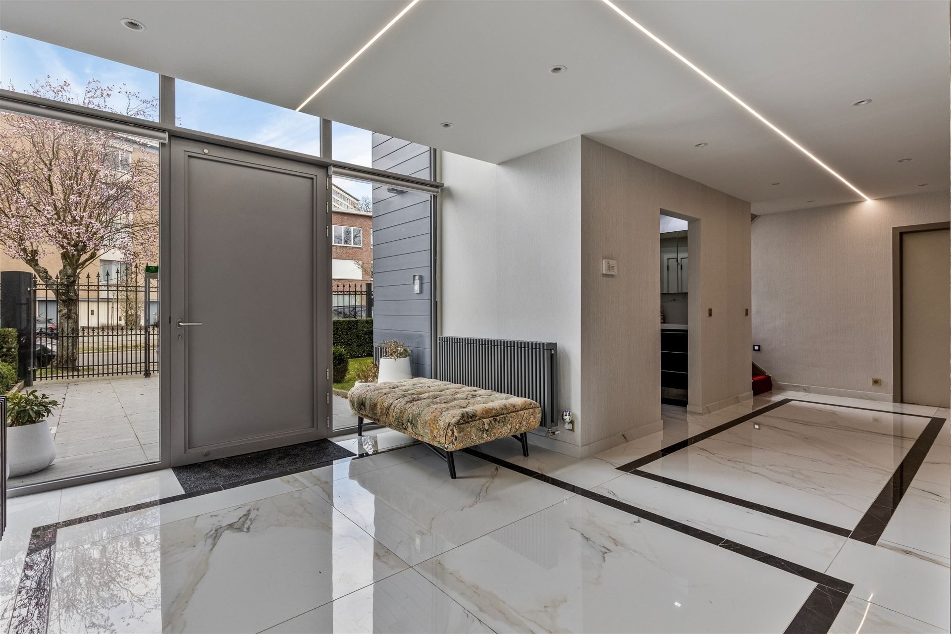 Moderne luxevilla op 1.172m² foto 4