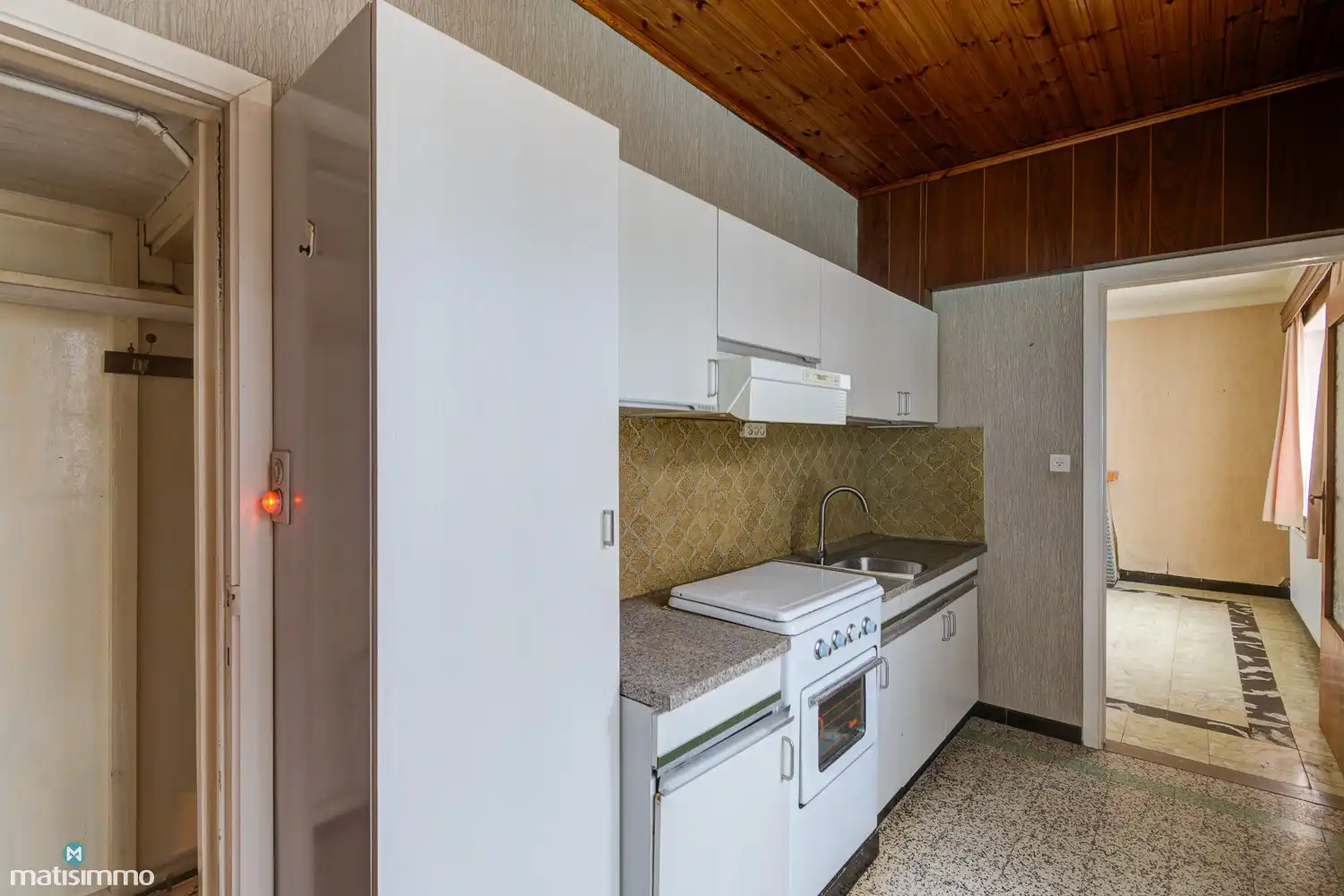 RUIME, OP TE FRISSEN GEZINSWONING MET 4 SLAAPKAMERS, GARAGE EN ZUIDOOST-GEORIËNTEERDE TUIN IN VLIJTINGEN (RIEMST) foto 13