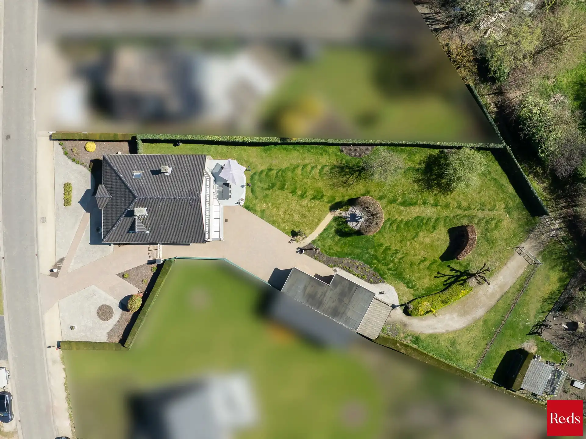 Ruime woning in oase van rust met prachtige tuin foto 28
