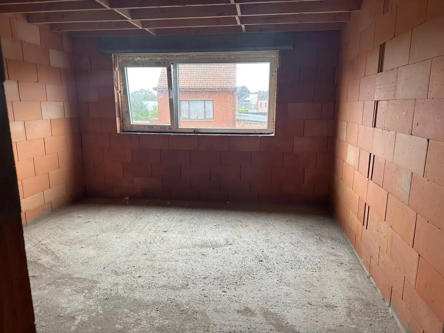 HOB casco woning, kan afgewerkt aangekocht worden.  foto 13