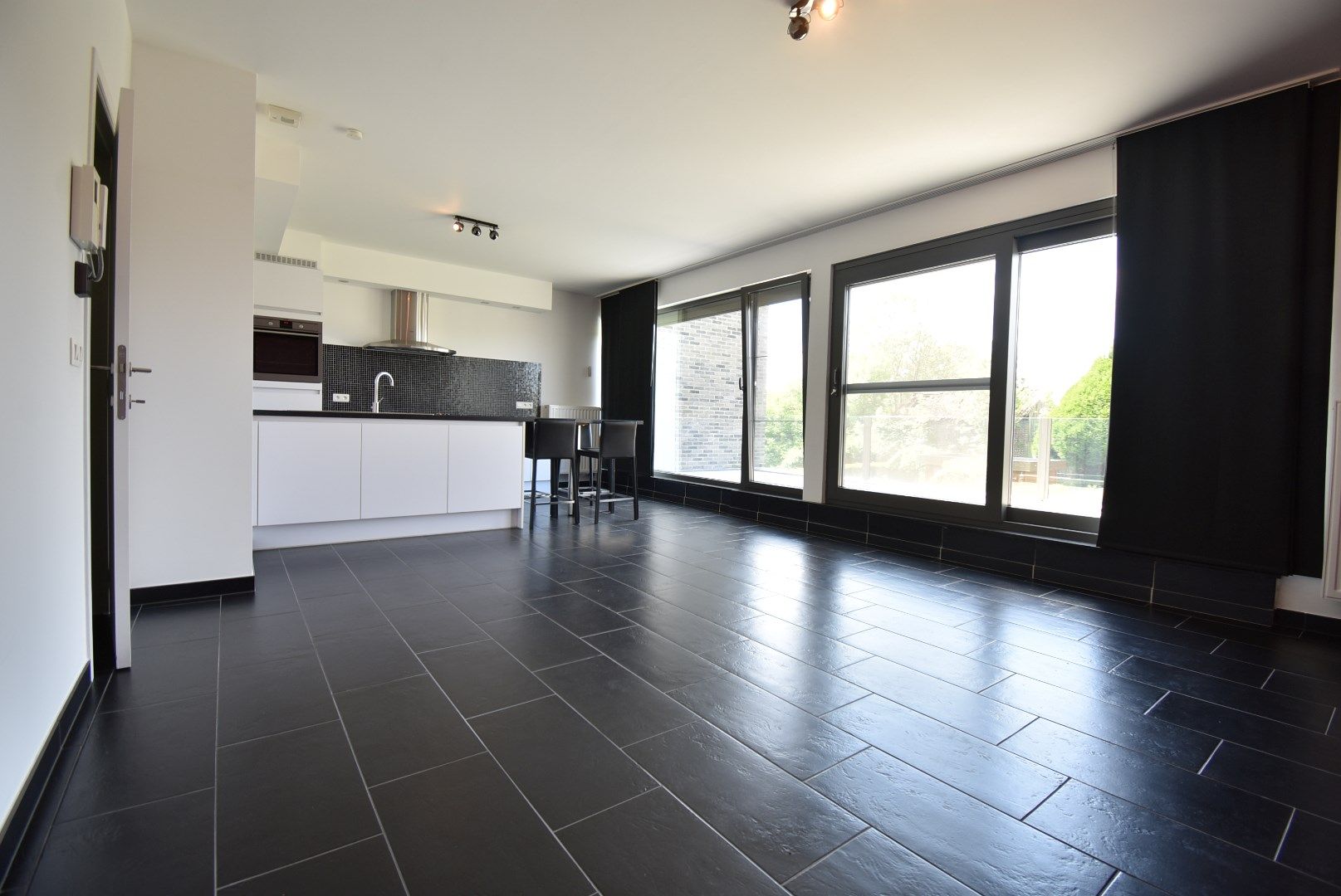 Knap afgewerkt appartement op de eerste verdieping in rustige woonwijk foto 6