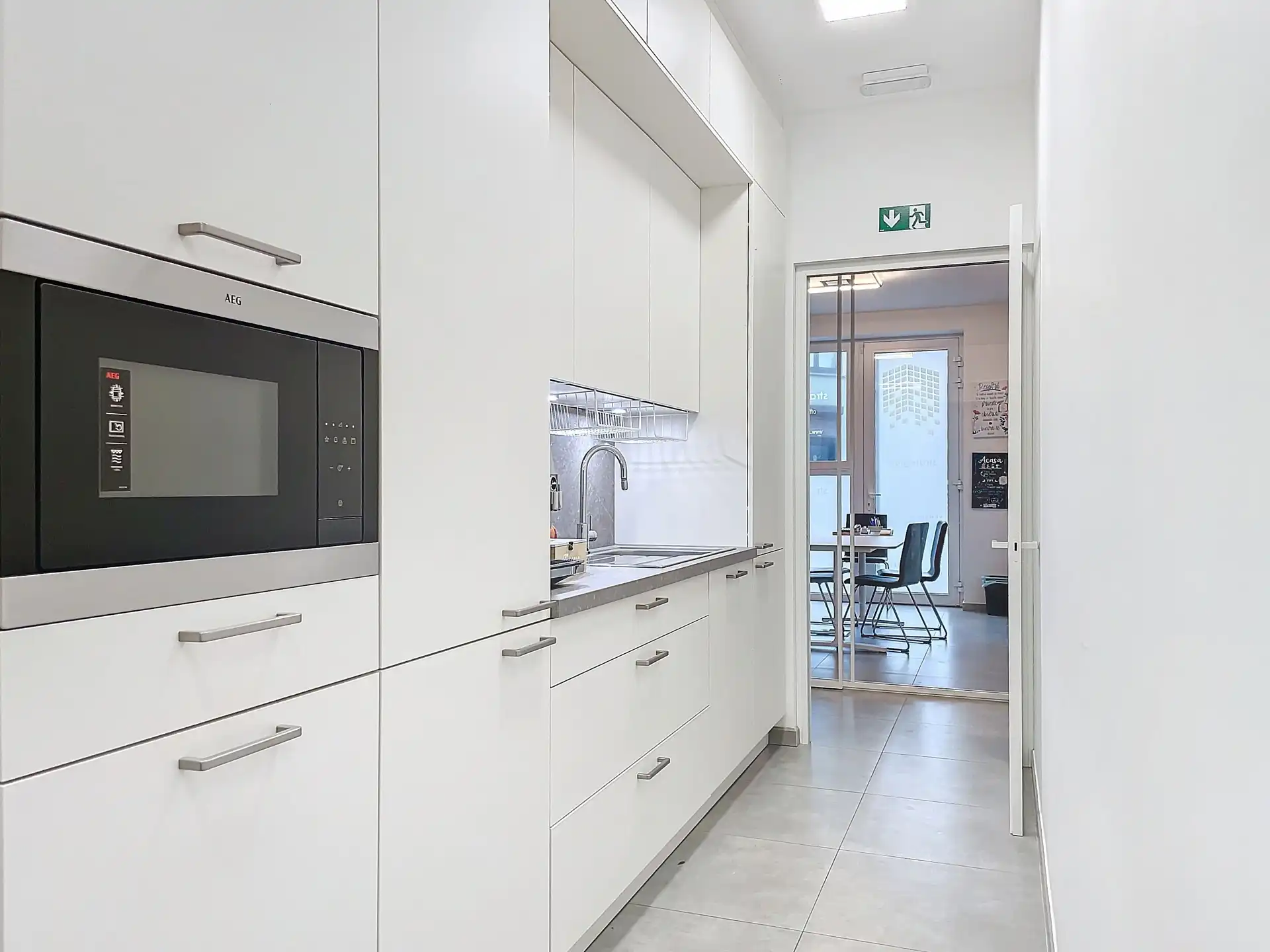 Moderne kantoorruimte op toplocatie foto 6