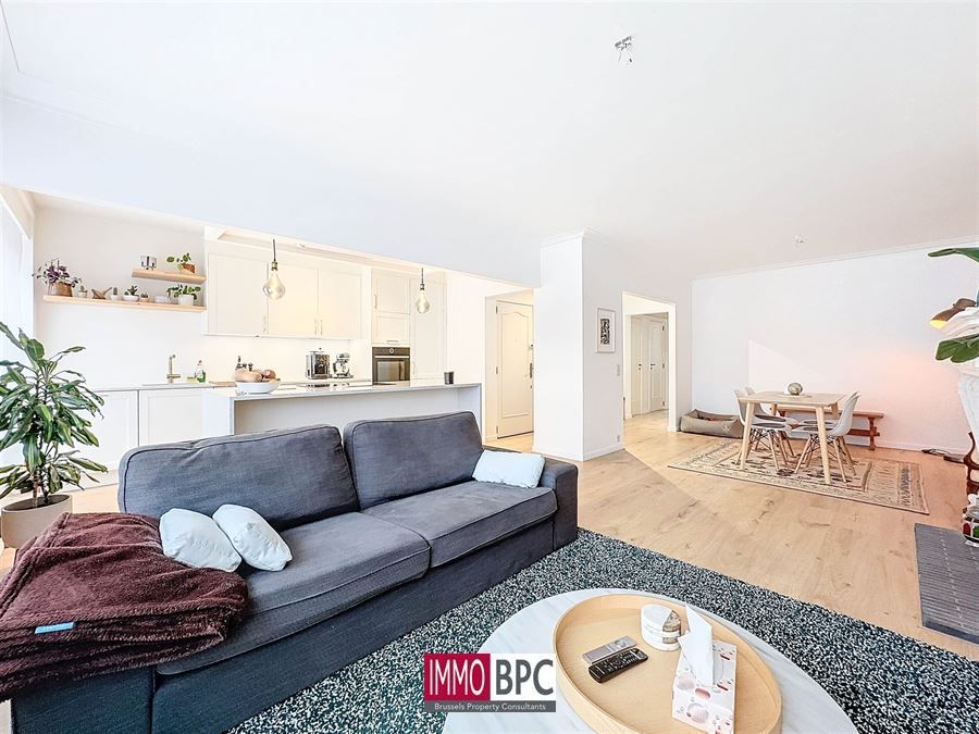 Volledig gereonveerd Appartement met 2 slk. foto 7