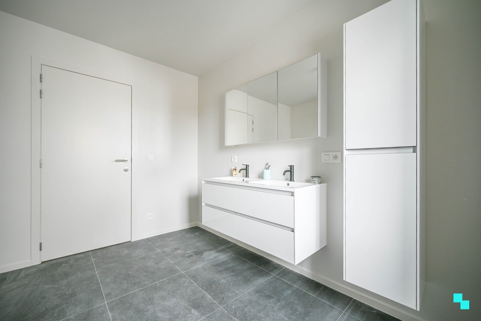 Ruime nieuwbouwwoning te Otegem foto 20