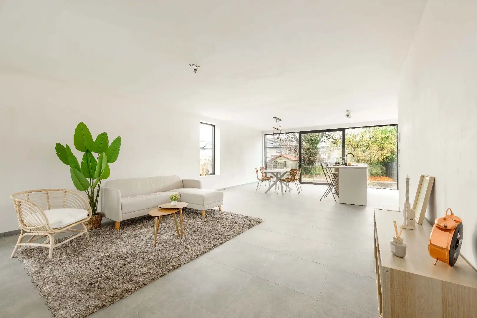 INSTAPKLARE ENERGIEZUINIGE NIEUWBOUWWONING MET 3 SLPKS | TUIN foto 3
