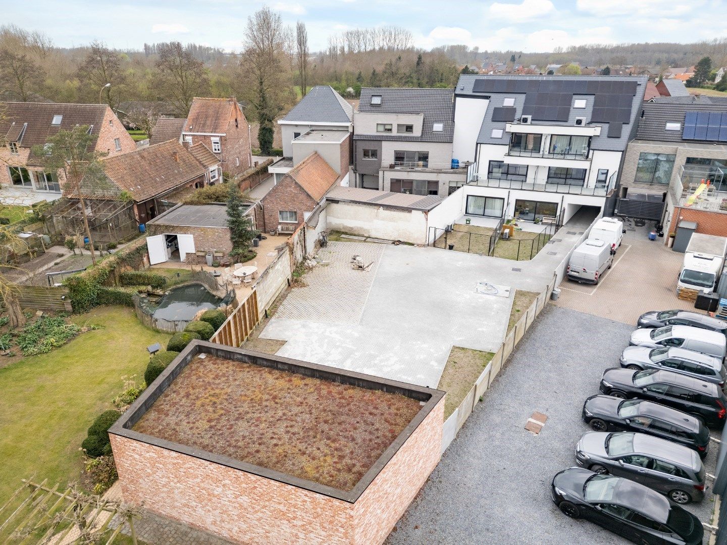 RUIM APPARTEMENT MET 3 SLAAPKAMERS foto 18