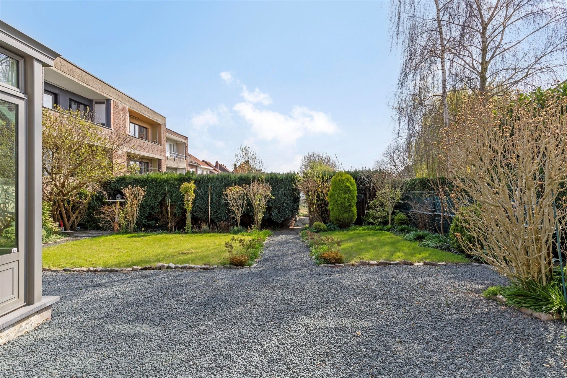 Ruime woning met veel mogelijkheden foto 7