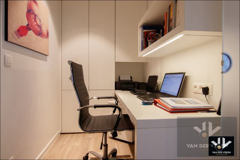 APPARTEMENT MET 2 SLAAPKAMERS “RESIDENTIE ZUIDZICHT” GELIJKVLOERS GRENZEND AAN BINNENTUIN foto 8