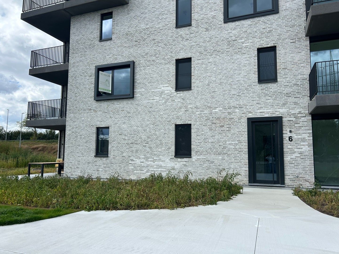 Nieuwbouw appartement met 2 slaapkamers en terras op toplocatie in Lier foto {{pictureIndex}}