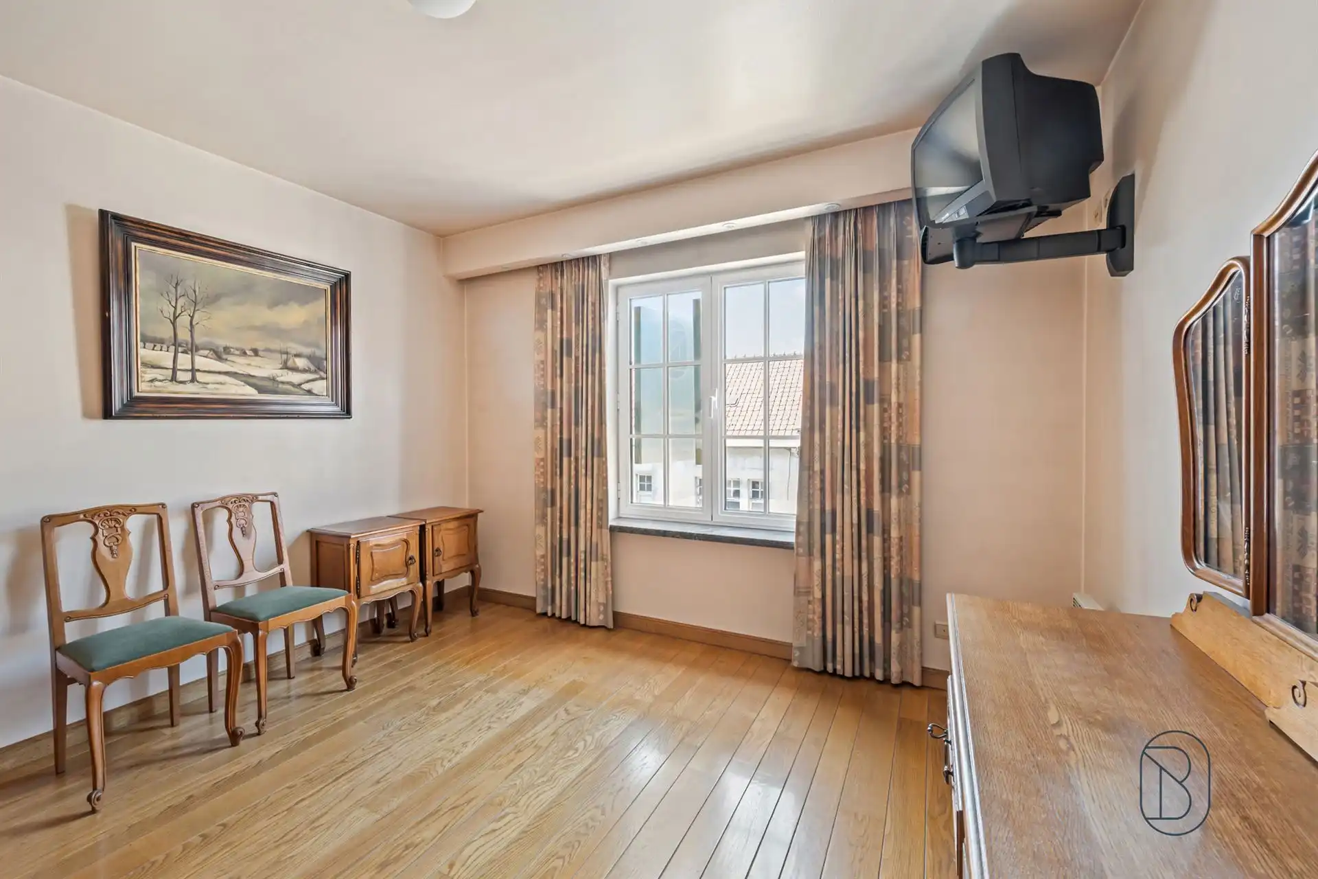 Lichtrijk appartement met 2 SLK en terras op een topligging foto 11