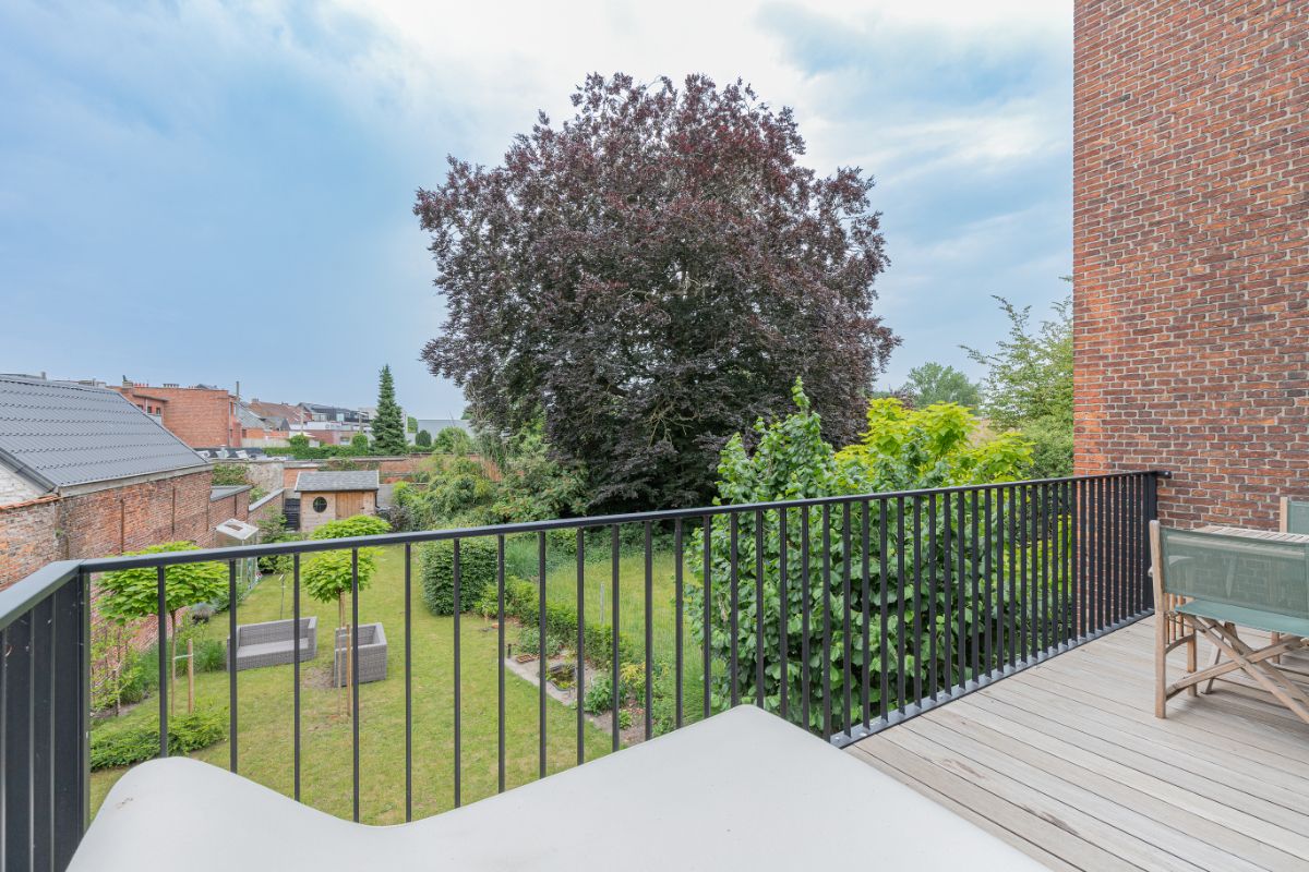 Prachtig appartement met gezellig terras foto 17