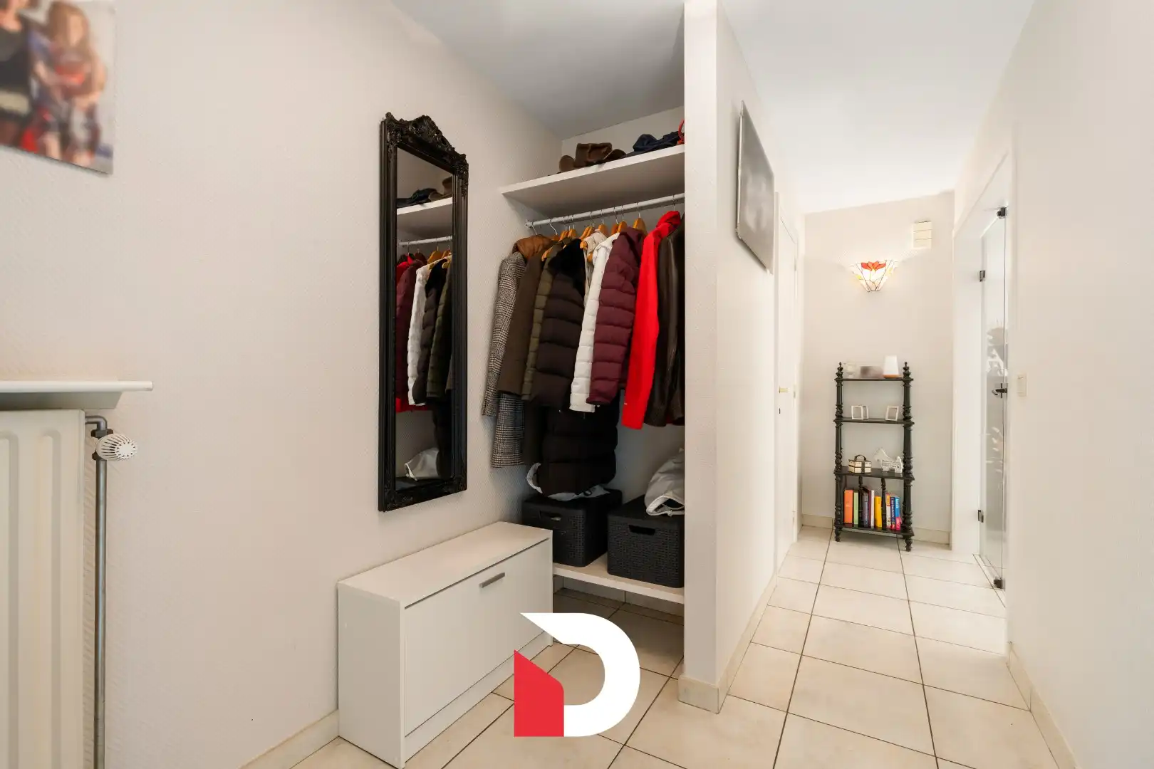 Instapklare vrijstaande woning met 3 slk grenzend aan Paalbos en gemene weidebeek foto 2
