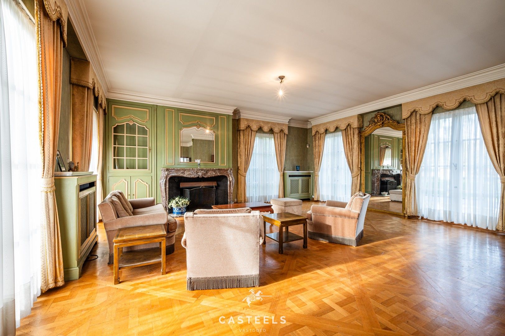 Karaktervolle villa met barokke charme en eindeloze mogelijkheden foto 3