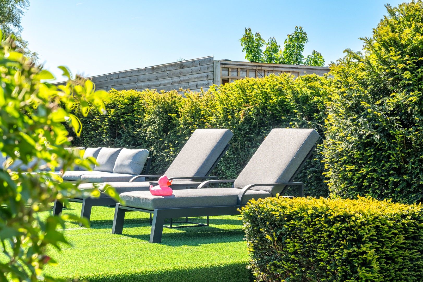 Energie efficiënte open bebouwing met grote tuin foto 12