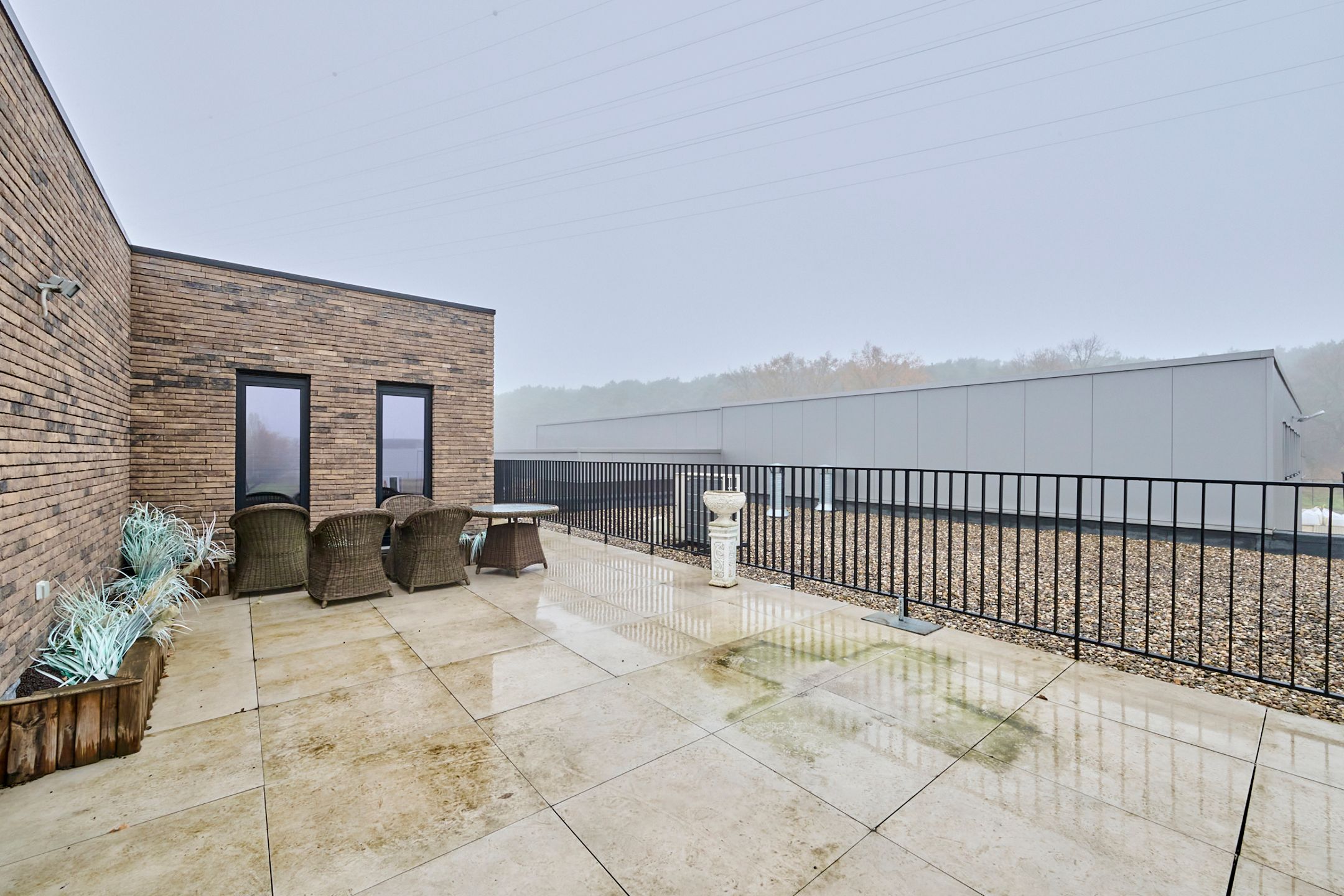 Multifunctioneel bedrijfsgebouw op Genk-Zuid foto 30