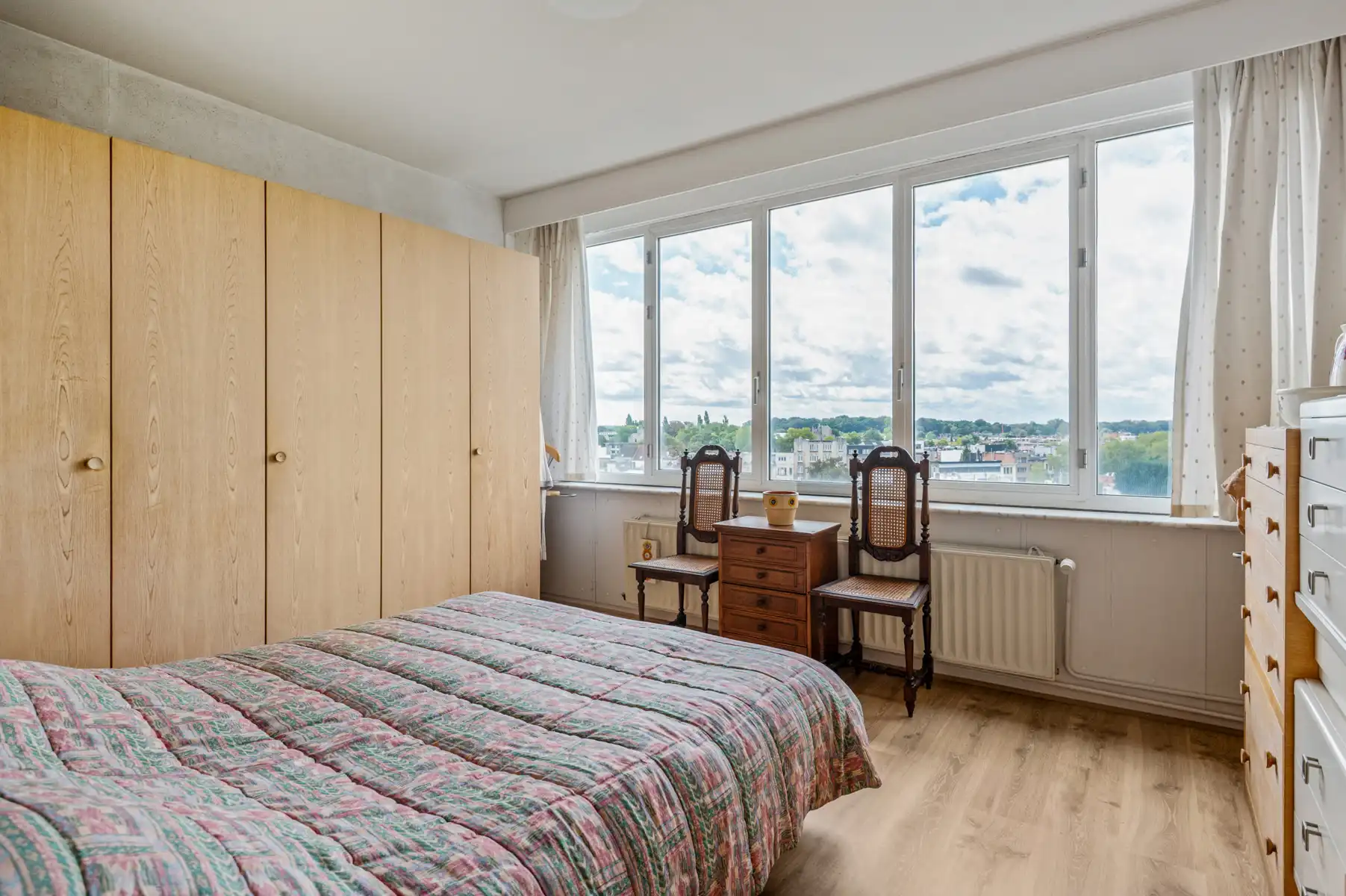 Lichtrijk hoekappartement met terras en 3 ruime slaapkamers  foto 10
