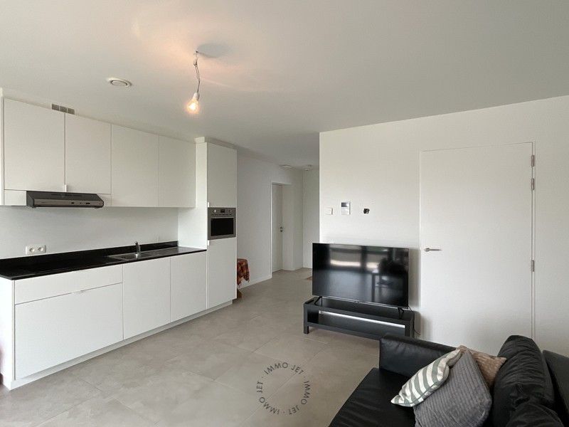 Centraal gelegen, instapklaar nieuwbouw studio/appartement foto 4