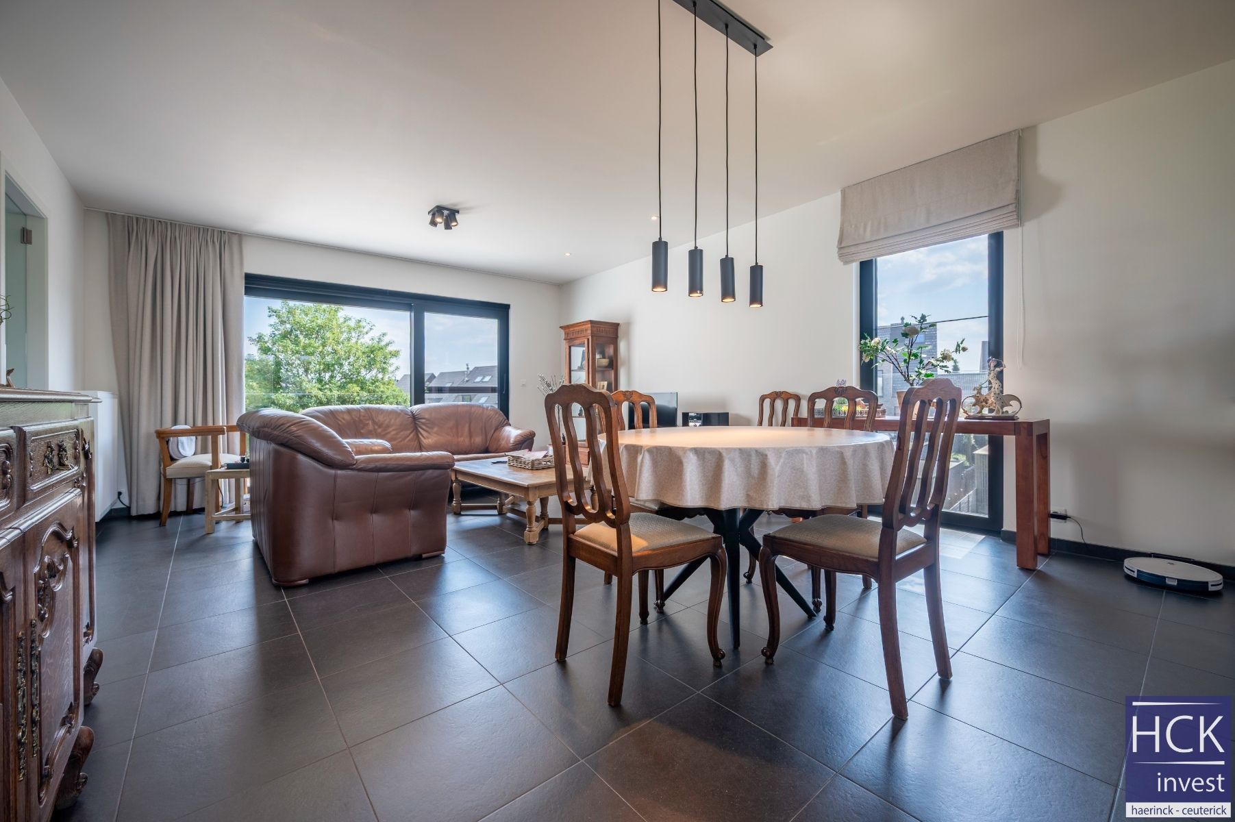 KRUISHOUTEM - Ruim en lichtrijk appartement met 3 slpk & garagebox! foto 3