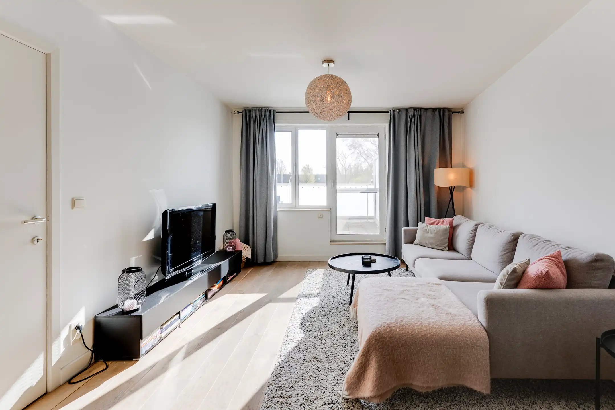 Appartement met zuidterras in het hart van Brasschaat foto 2