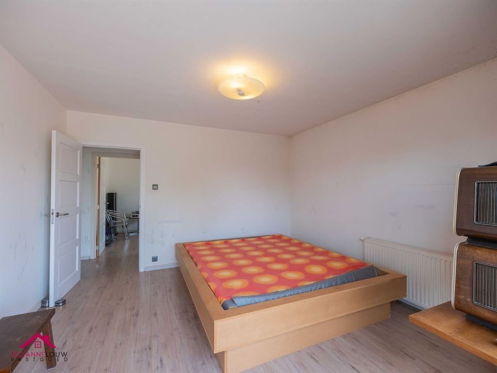 Vrijstaande gezinswoning in hedendaagse stijl foto 16