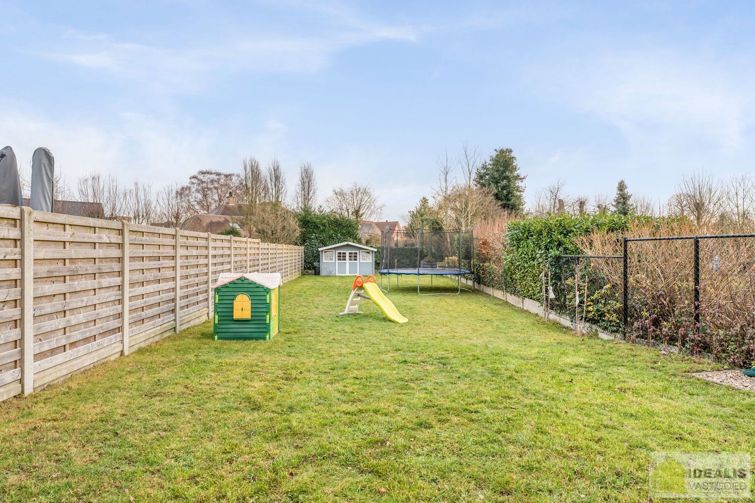 IDEALIS VASTGOED – Instapklare eengezinswoning met een lichtrijke leefruimte, 3 ruime slaapkamers (mogelijks 4), 2 badkamers op een fijn zuid-oost georiënteerd perceel! Deze woning bevindt zich op een perceel van 5a 19ca in een rustige en gezinsvriendelijke woonstraat! foto 36