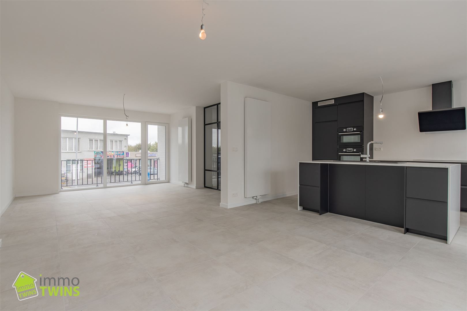 Ruime gerenoveerde bel-etagewoning te Oudegem foto 11