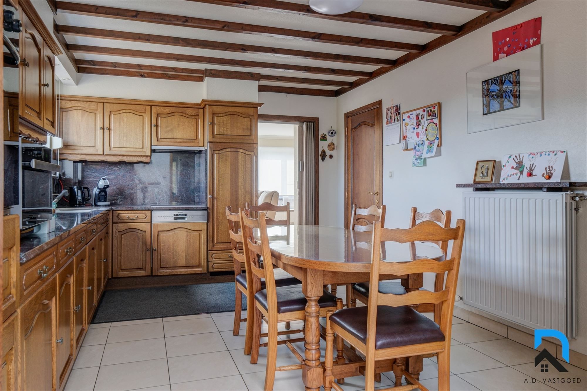Ruim appartement met 3 slaapkamers en privé tuin foto 9