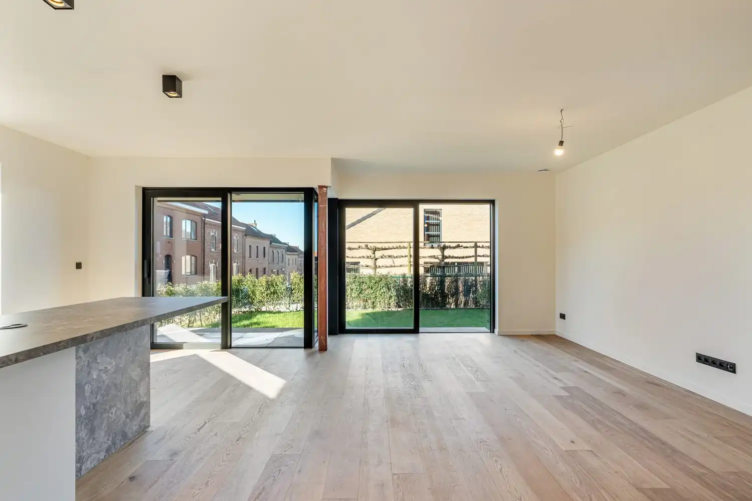 Luxueus wonen met ruim terras in het hart van Borgloon! foto 5