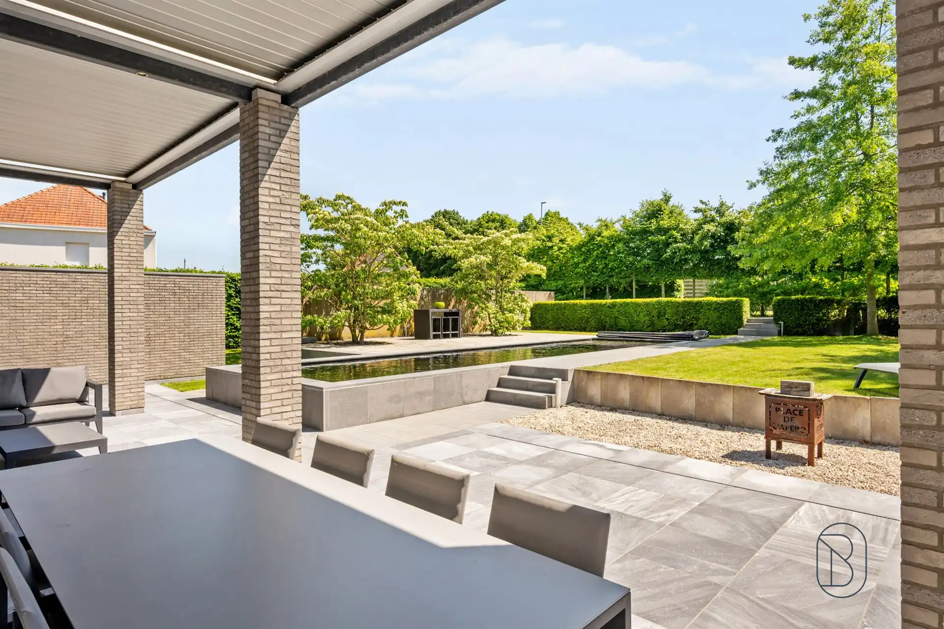 Grote energiezuinige villa met zwemvijver en mooie tuin foto 4