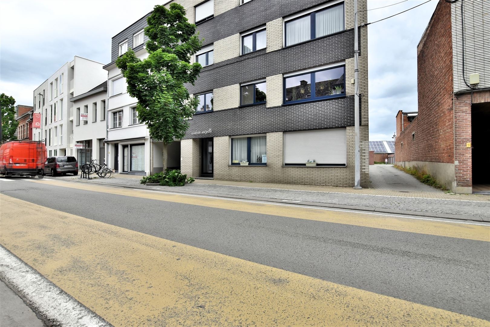Instapklaar, recent vernieuwd appartement in Sint-Gillis (Dendermonde) foto 20