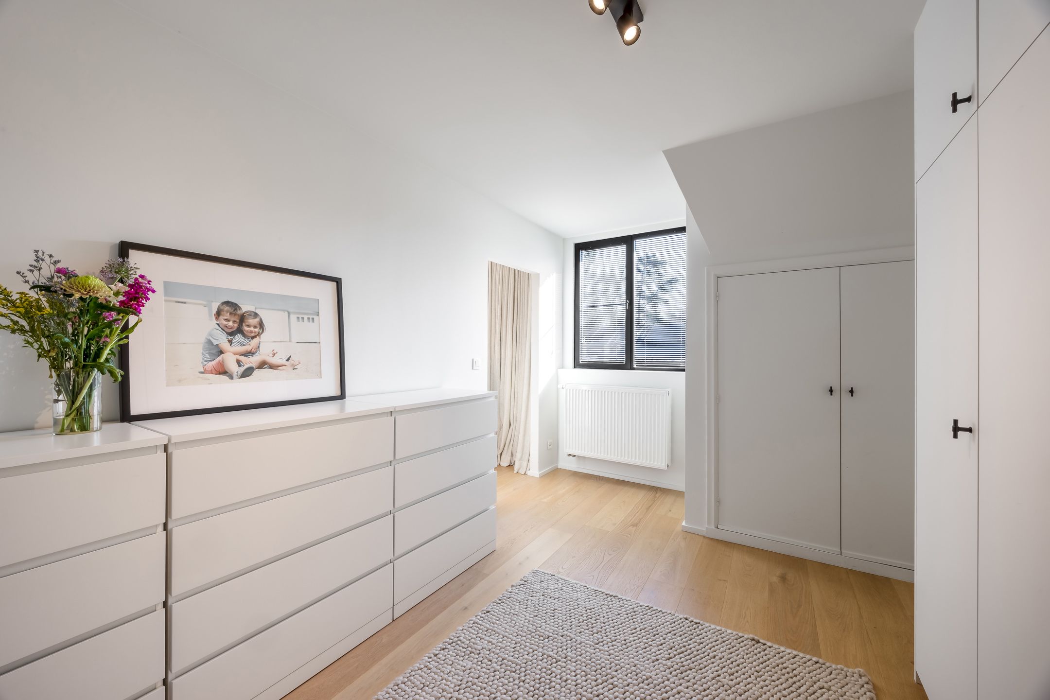 Recent gerenoveerde rietgedekte villa vooraan Schilde dorp! foto 32