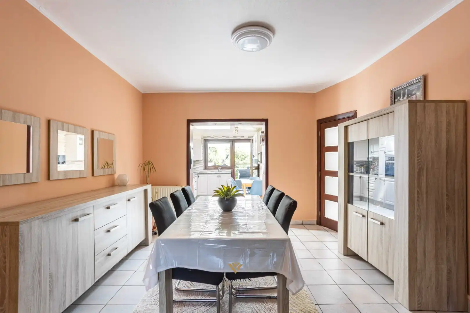 Charmante instapklare  woning met 4 slaapkamers foto 8