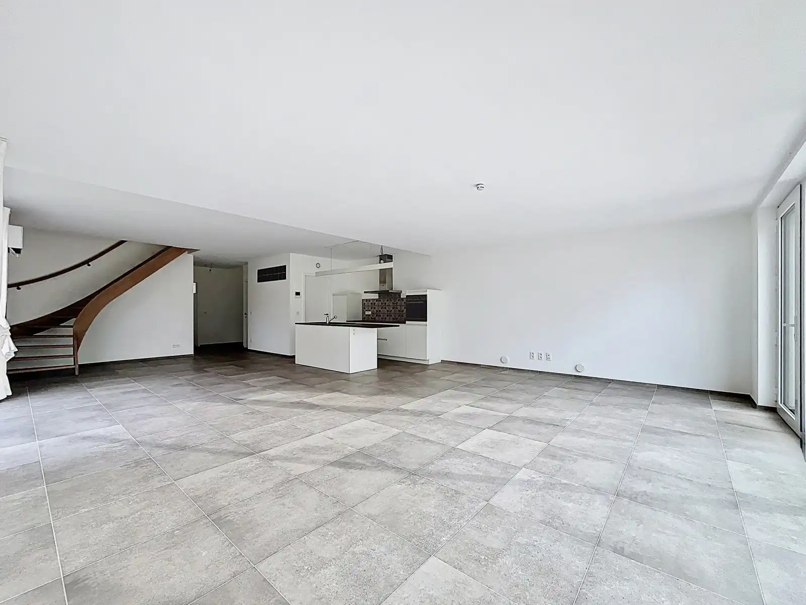 Prachtige HOB met 5 SLPK, tuin, garage en staanplaatsen! foto 8