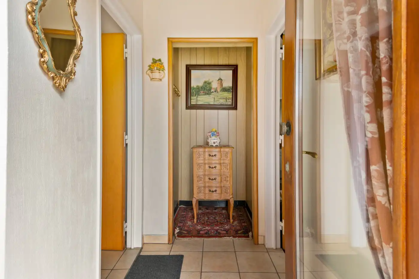 Vrijstaande woning met 2 à 3 slpk., inpandige garage en tuin foto 8