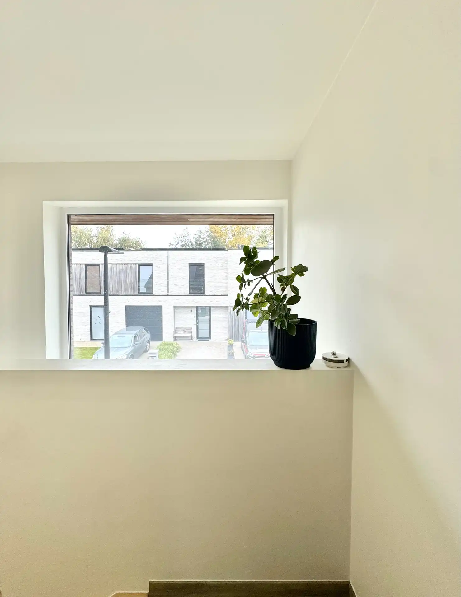 MODERNE HALFOPEN WONING MET 3 KAMERS, TUIN & CARPORT foto 17