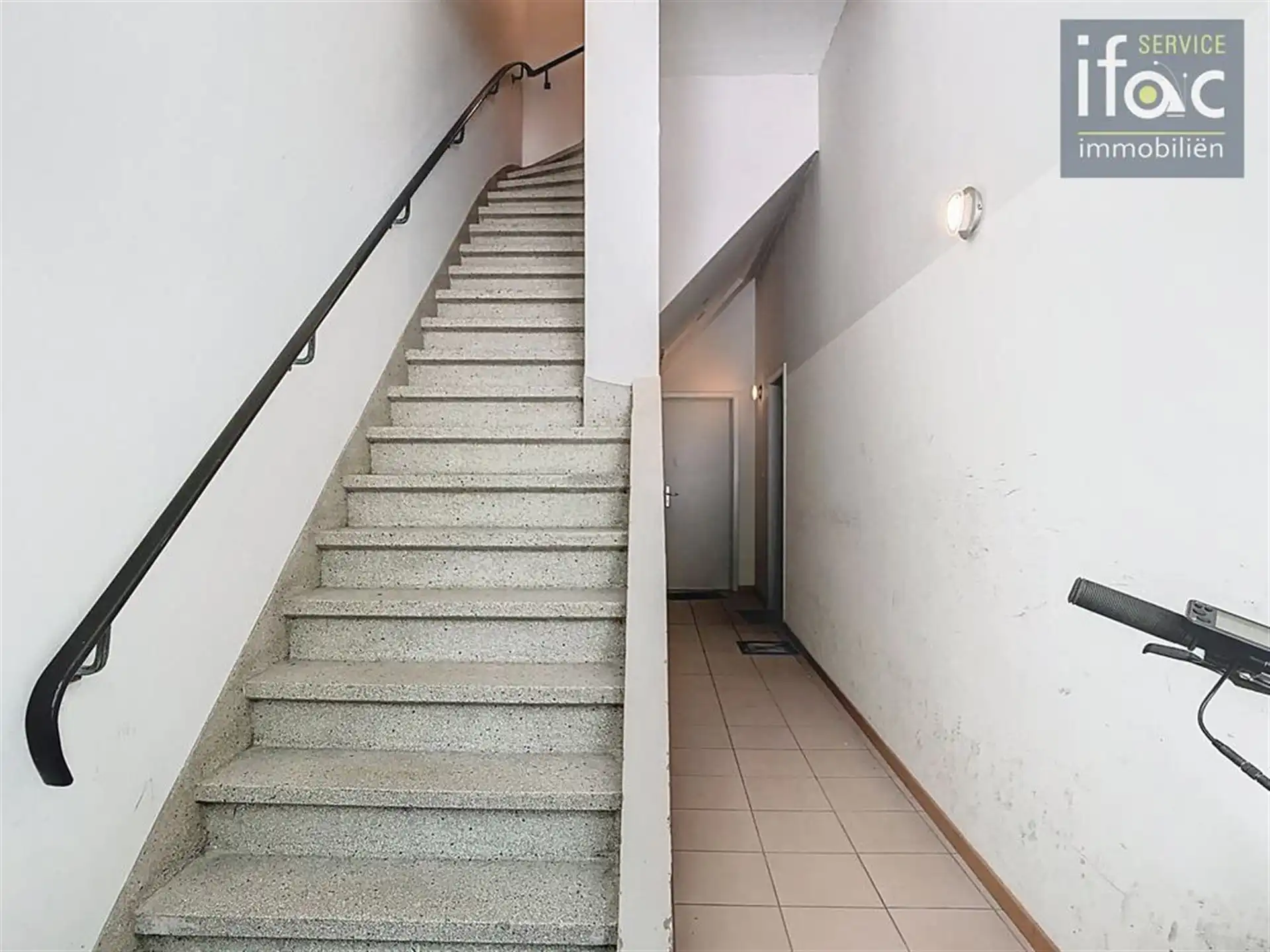 Opbrengsteigendom – 5 appartementen foto 3