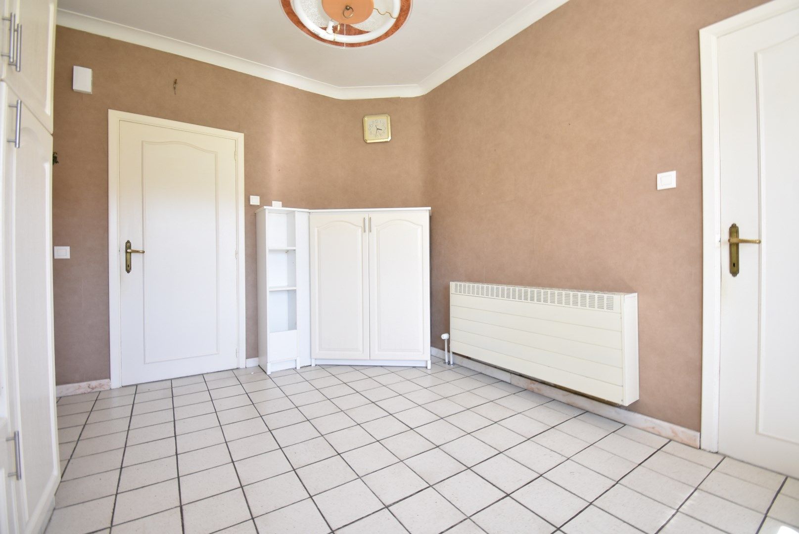 ** WACHTLIJST VOLZET **Verzorgde vrijstaande woning met 3 slaapkamers vlakbij centrum Hoeselt foto 12