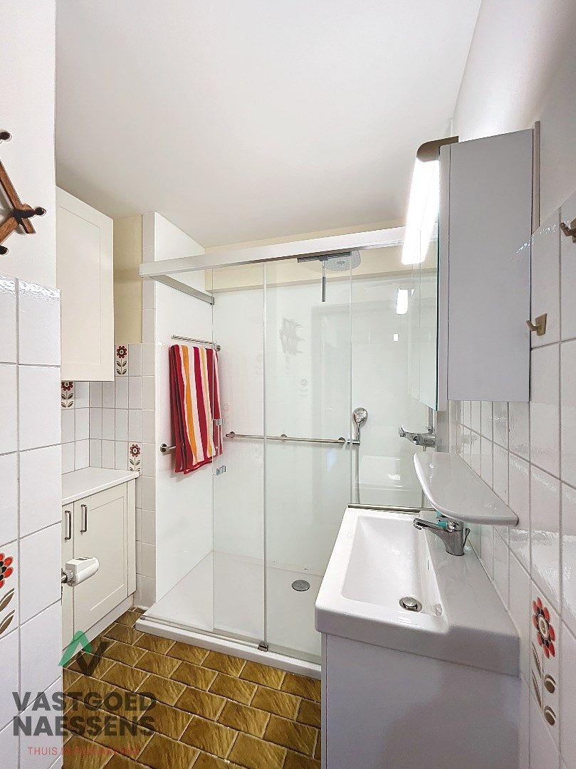 Instapklaar 2SLPK appartement met zijdelings zicht op zee foto 11