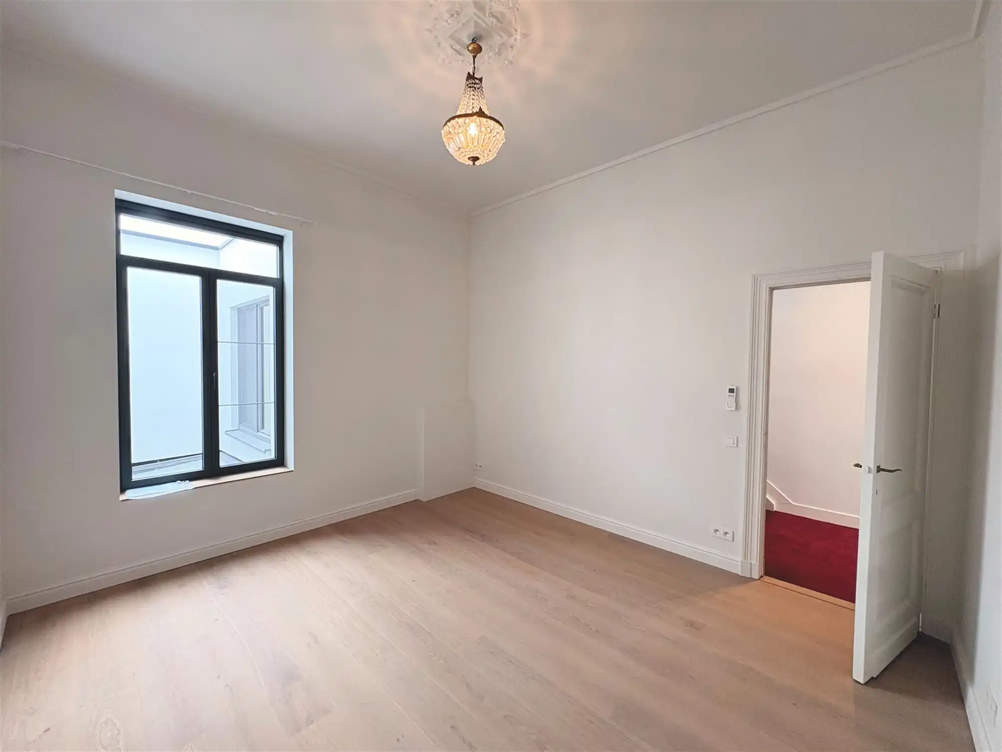 Gerenoveerde herenwoning met 5 slpks in Markgravebuurt. foto 22