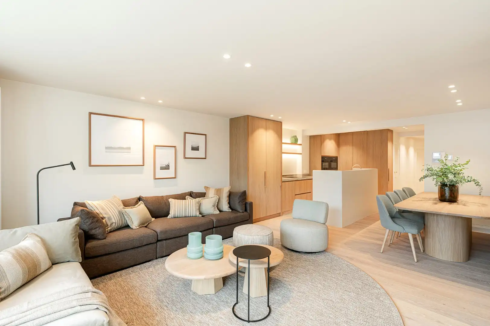 Res. Orfeo – Ruim en volledig gerenoveerd appartement met 3 slaapkamers foto 7