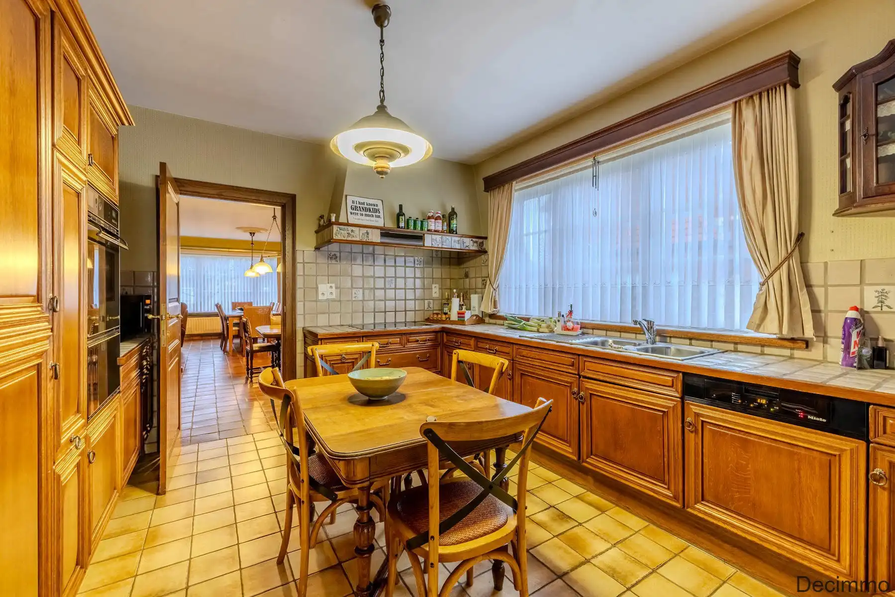 Veelzijdige woning met handelsruimte of kangoeroewonen. foto 10