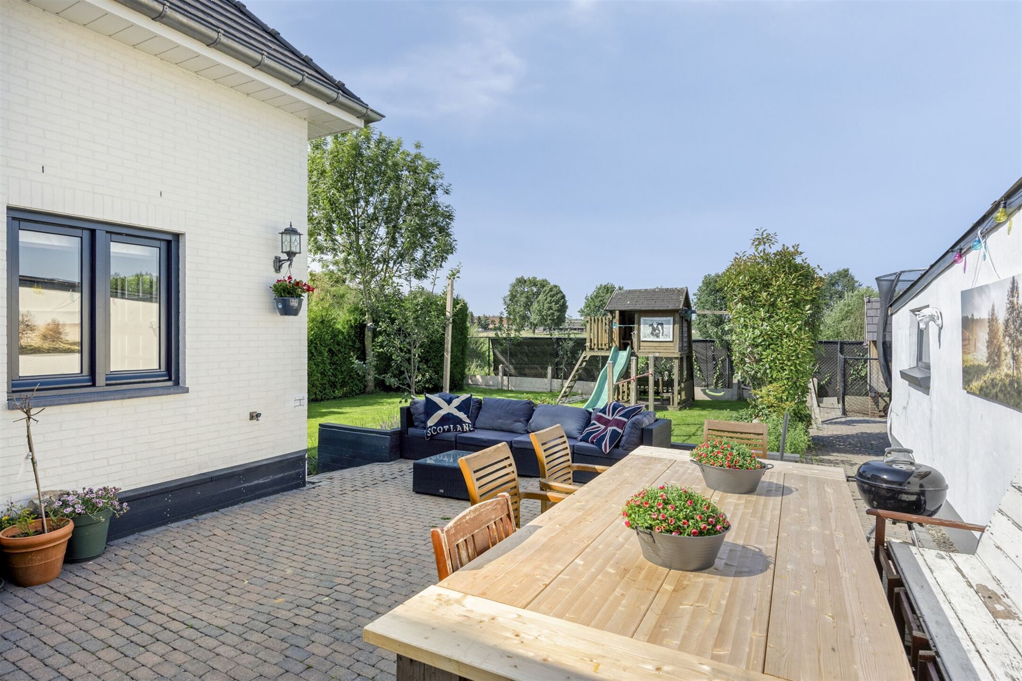 Verassend royale gezinswoning met 4 a 5 slaapkamers foto 38